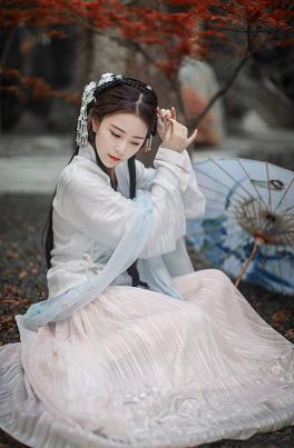 【资源】《露桃花里便知秋》作者：唐寻【完结】